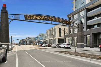 201 - 385 Winston Rd, Condo with 1 bedrooms, 2 bathrooms and 1 parking in Grimsby ON | Image 1