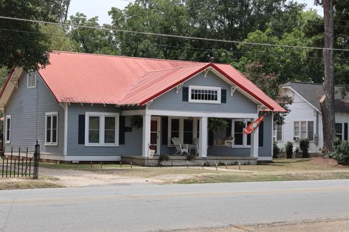 303 W Pine St, Warren, AR, 71671-2613 | Card Image