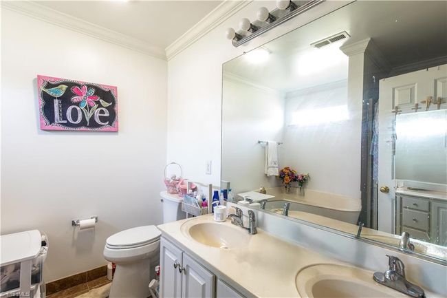 6008 Old Plank Rd, House other with 3 bedrooms, 2 bathrooms and null parking in High Point NC | Image 7