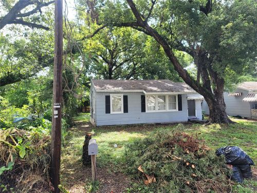 8513 N Dexter Ave, TAMPA, FL, 33604-1303 | Card Image