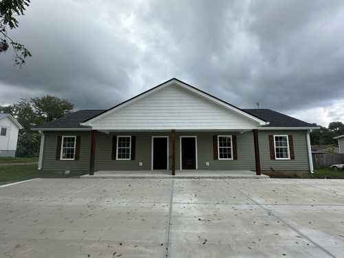 926 Trail St, Woodbury, TN, 37190-1253 | Card Image