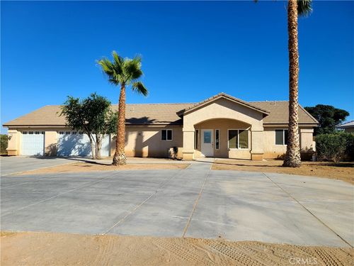 13115 El Rio, Victorville, CA, 92392 | Card Image