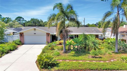 1201 86th Ave N, ST PETERSBURG, FL, 33702-2913 | Card Image