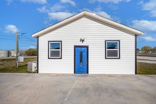 147 Western Lake Dr, Weatherford, TX, 76087-7386 | Card Image