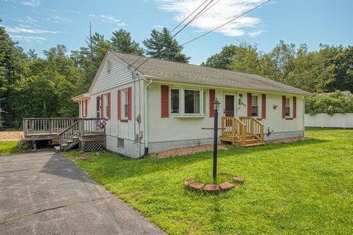 662 Staples St, East Taunton, MA, 02718-1451 | Card Image