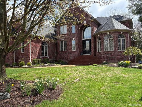 755 Majestic, Rochester Hills, MI, 48306-3571 | Card Image