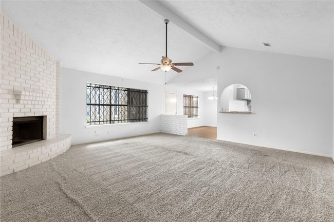 1330 Stevenage Ln, House other with 3 bedrooms, 2 bathrooms and 2 parking in Channelview TX | Image 10
