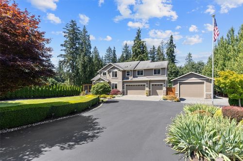 18018 James St, Snohomish, WA, 98296-8355 | Card Image