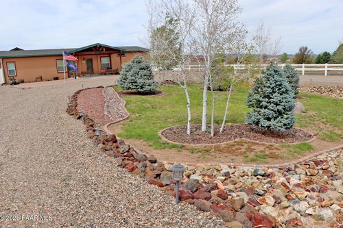 724 Sycamore Ln, Chino Valley, AZ, 86323-3409 | Card Image