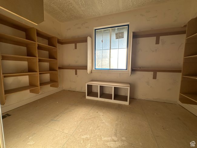 View of spare room | Image 26