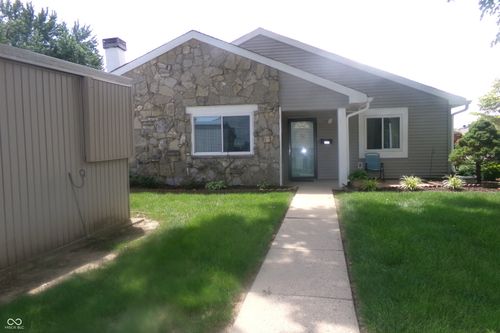 2813 Country Estates Dr, Indianapolis, IN, 46227-6305 | Card Image