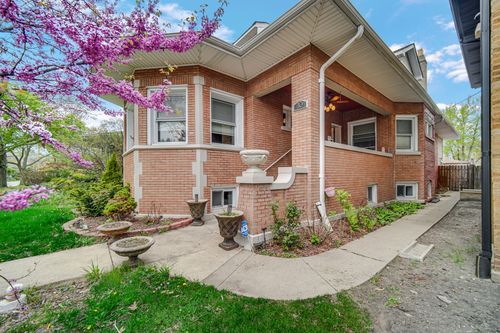 10 Le Moyne Pkwy, Oak Park, IL, 60302-1118 | Card Image