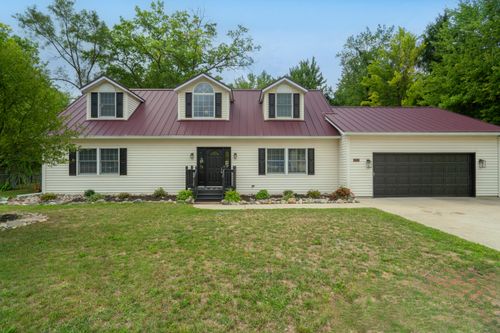 1620 E Osterhout Ave, Portage, MI, 49002-7149 | Card Image