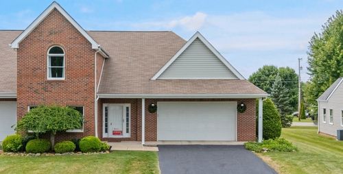 5 Manor Dr, Grove City, PA, 16127-6371 | Card Image