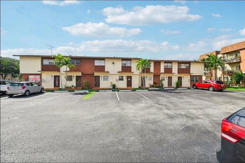 apt-f7-20 Sw 108th Ave, Miami, FL, 33174-1436 | Card Image