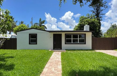748 Aspen Rd, West Palm Beach, FL, 33409-6104 | Card Image