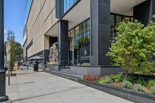 2102-160 2nd Ave S, Nashville, TN, 37201-2130 | Card Image