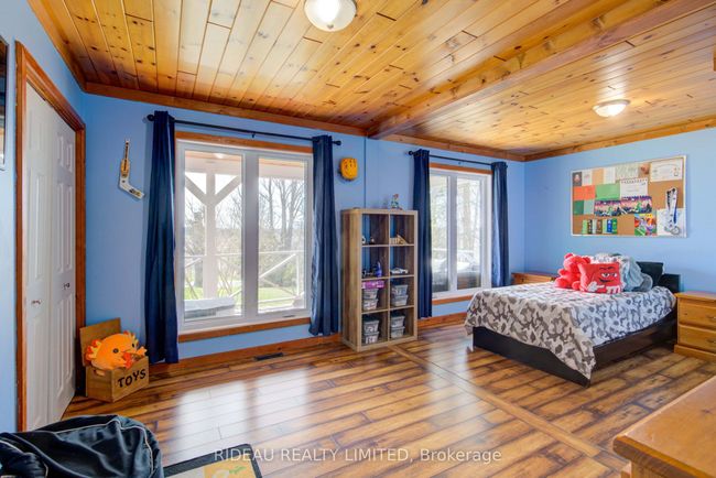 303 Tower Rd, House other with 3 bedrooms, 2 bathrooms and 6 parking in Lansdowne ON | Image 38