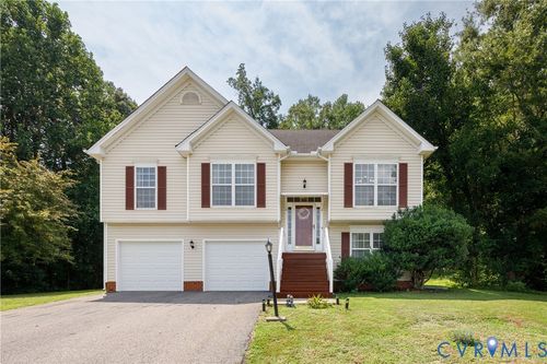 2766 Knobbly Ct, Chester, VA, 23831-8028 | Card Image