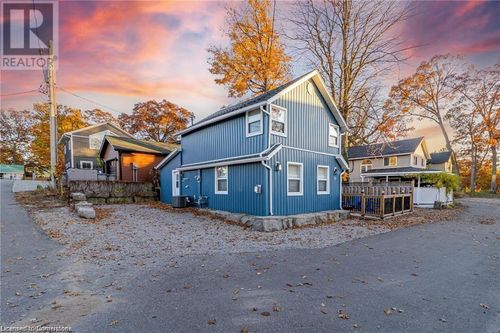 11 Dietrich Cres, Grand Bend, ON, N0M1T0 | Card Image