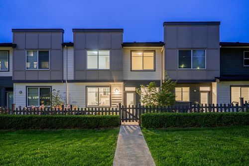 69-15665 Mountain View Dr, Surrey, BC, V3Z0W8 | Card Image
