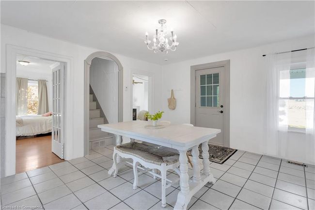 442 1 St Concession Rd, House other with 5 bedrooms, 2 bathrooms and 9 parking in Port Rowan ON | Image 6