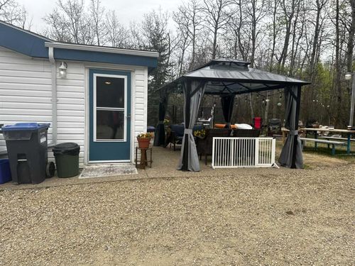 5111 47 Ave, Sylvan Lake, AB, T4S1G9 | Card Image