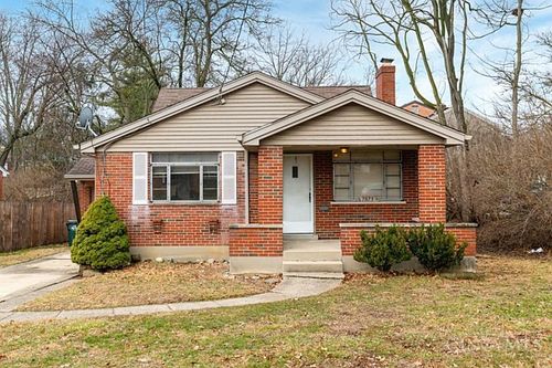 7873 Gail Dr, Deer Park, OH, 45236-2356 | Card Image