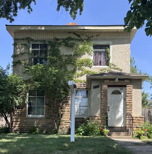 2721 Columbus Ave, Minneapolis, MN, 55407-3701 | Card Image