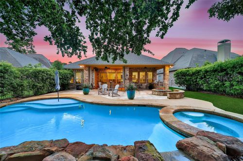15 Corbel Point Way, The Woodlands, TX, 77375-4833 | Card Image
