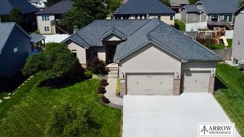 9119 Del Rio Dr, Lincoln, NE, 68516-5926 | Card Image