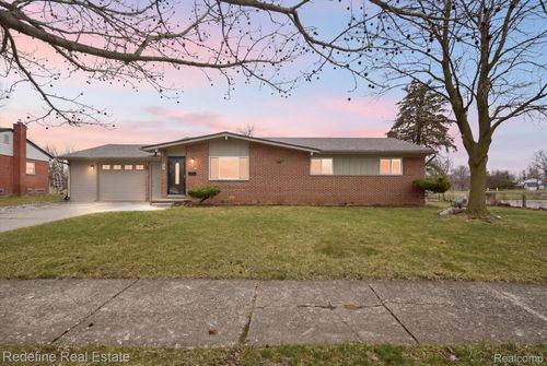 395 Nichols Dr, Saline, MI, 48176-1056 | Card Image
