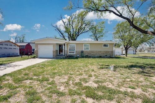 737 N Boyd St, Wichita, KS, 67212-2835 | Card Image