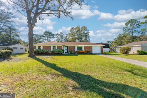 205 Westwood Dr, Rincon, GA, 31326-5030 | Card Image