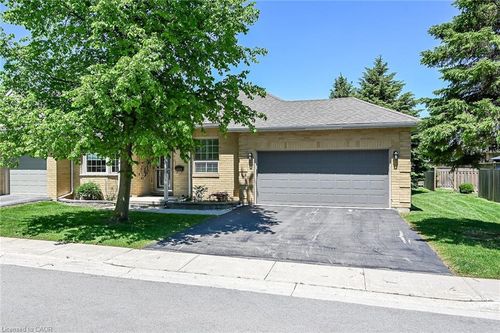 44 Riveroaks Drive, Mount Hope, ON, L0R1W0 | Card Image
