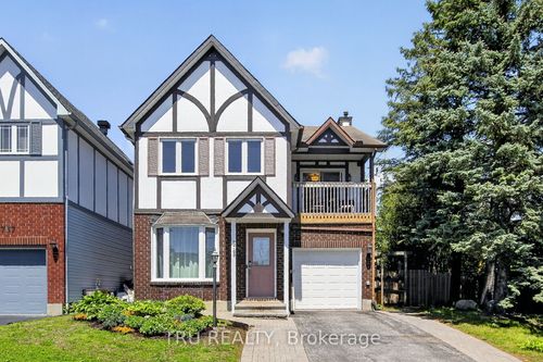 2769 Massicotte Lane, Gloucester, ON, K1T3H1 | Card Image