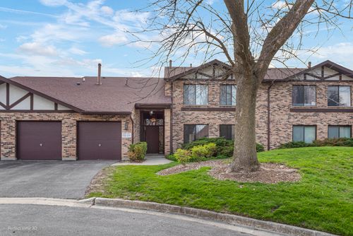 2b-6266 Trinity Dr, Lisle, IL, 60532-2839 | Card Image