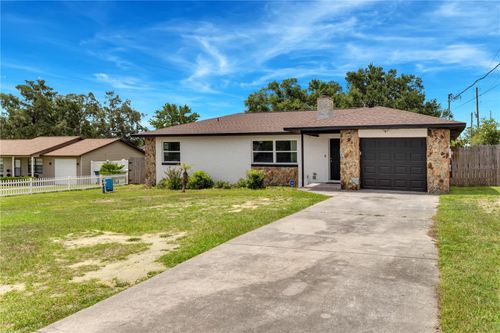 712 Oak Ln, GROVELAND, FL, 34736-3012 | Card Image