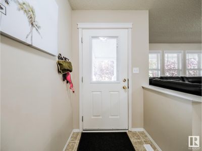 7923 13 Ave Sw, House other with 3 bedrooms, 3 bathrooms and 2 parking in Edmonton AB | Image 3