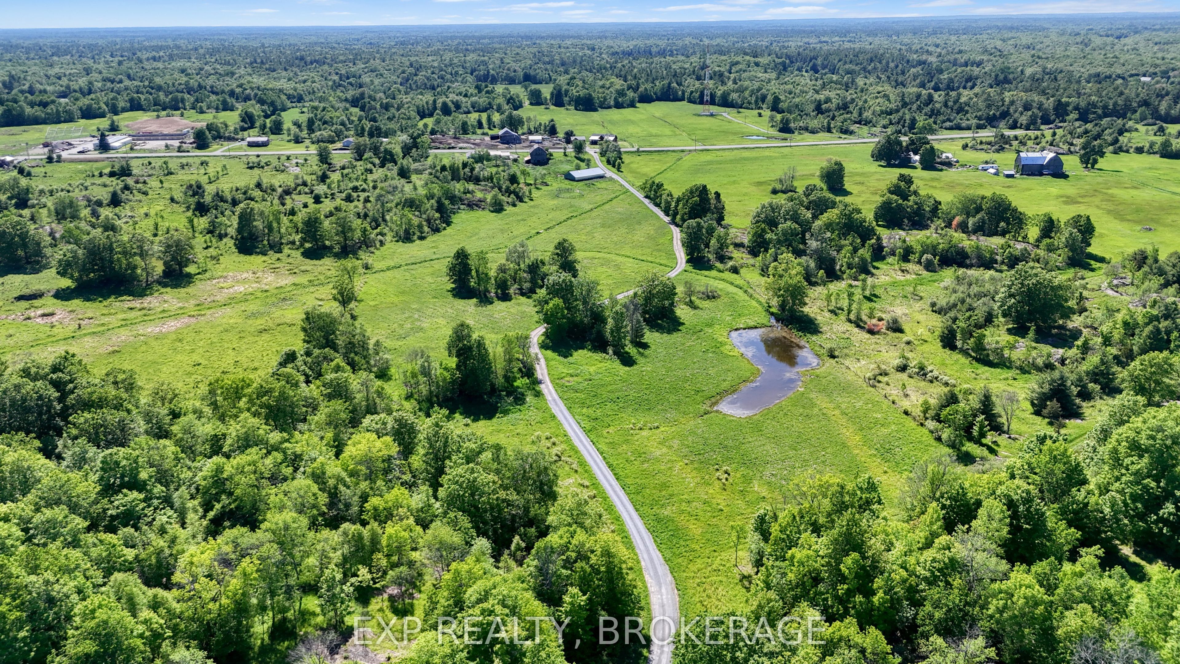 Residential in Frontenac