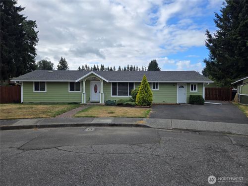 9030 56th Ave Ne, Marysville, WA, 98270-2784 | Card Image