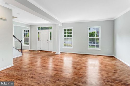3652 Knox Ct, Woodbridge, VA, 22193-1084 | Card Image