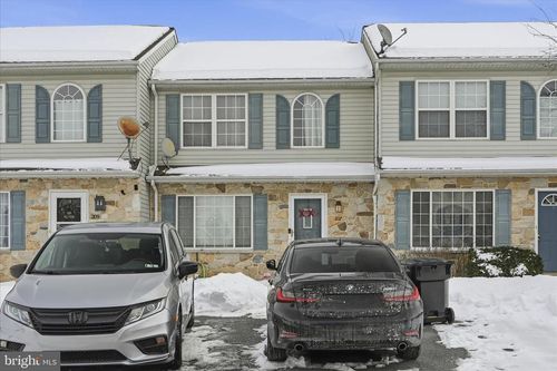 207 Riders Way, LEBANON, PA, 17042-8706 | Card Image