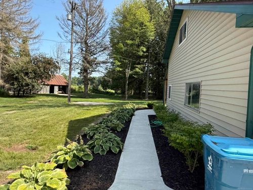 3067 W Huron Rd, Standish, MI, 48658-9158 | Card Image