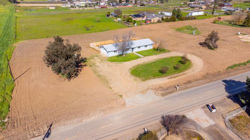 34937 Avenue 13 1/2, Madera, CA, 93636-7901 | Card Image