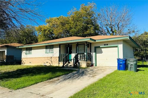 906 S 25th St, Copperas Cove, TX, 76522-2764 | Card Image