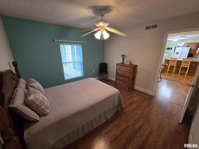 14327 Mcraven Ln, House other with 4 bedrooms, 4 bathrooms and null parking in Mount Vernon IL | Image 39
