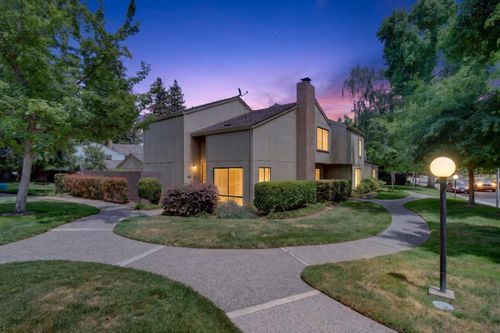 2279 Swarthmore Dr, Sacramento, CA, 95825-6607 | Card Image