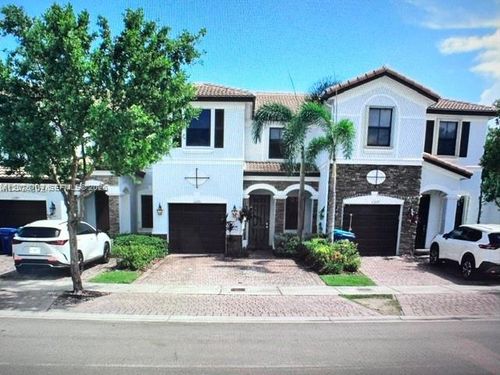 11281 Nw 88th St, Doral, FL, 33178-2771 | Card Image