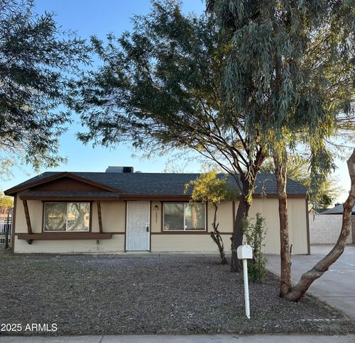 6825 W Vernon Ave, Phoenix, AZ, 85035-2646 | Card Image